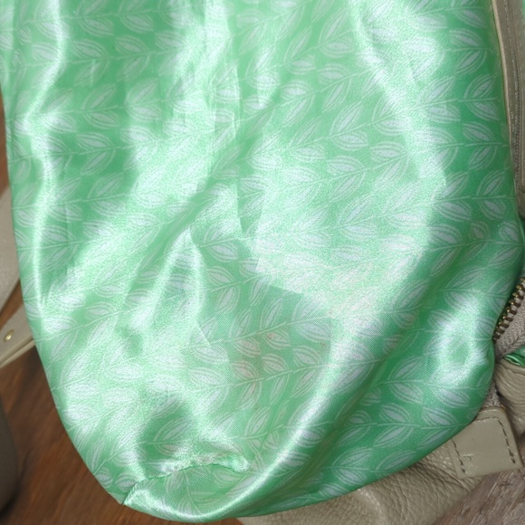 Sigrid Olsen Beige Pebbled LEATHER Shoulder Bag, Spacious - Picture 15 of 16